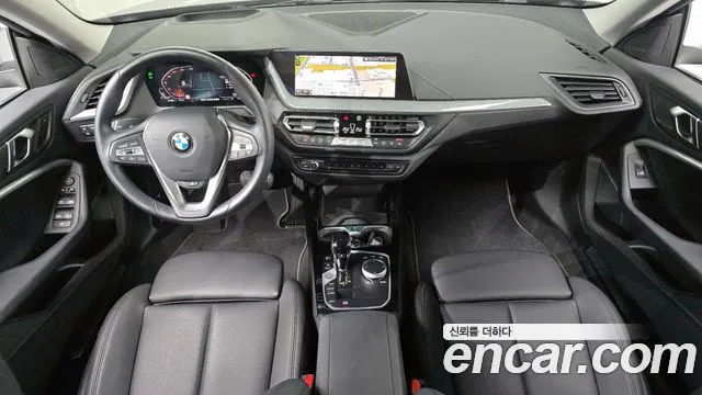 BMW 2 серия — интерьер