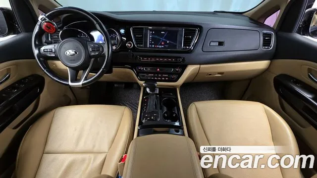 Kia Carnival — интерьер