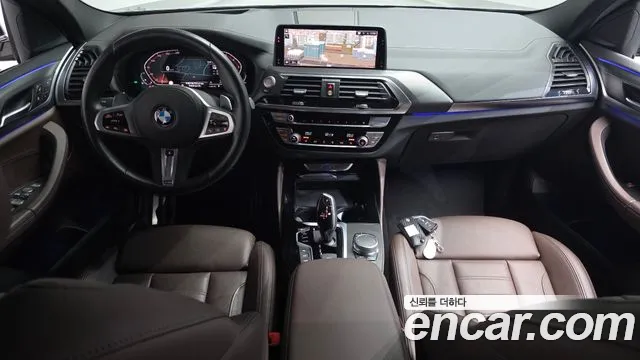 BMW X4 — интерьер
