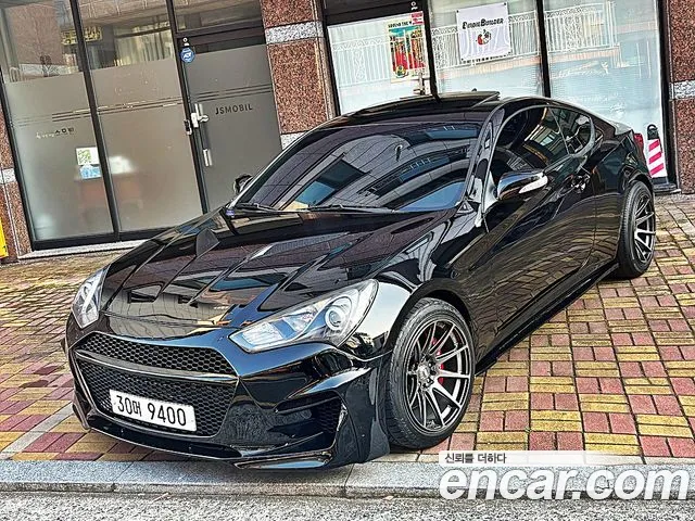 Hyundai Genesis