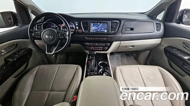 Kia Carnival — интерьер