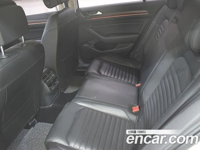 Volkswagen Passat — интерьер
