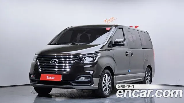 Hyundai Starex