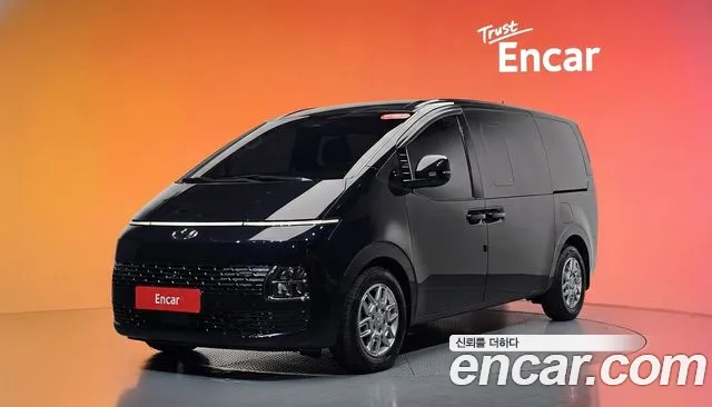 Hyundai Staria
