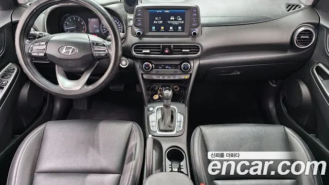 Hyundai Kona — интерьер
