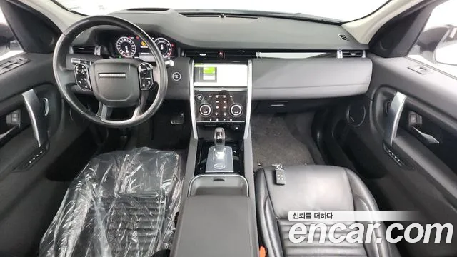 Land Rover Discovery Sport — интерьер