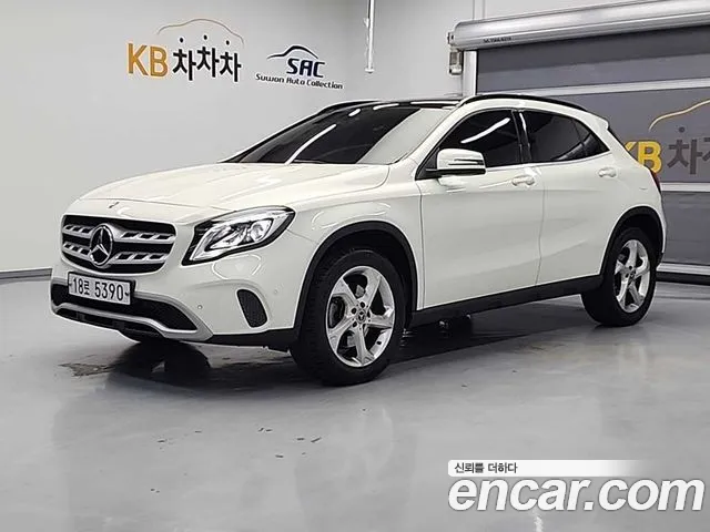 Mercedes-Benz GLA-класс