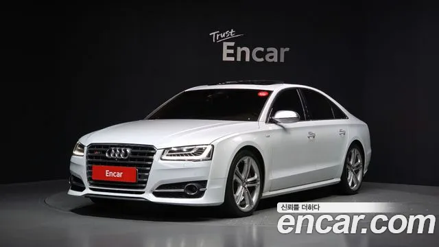 Audi S8
