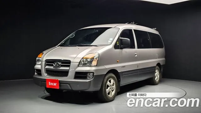 Hyundai Starex