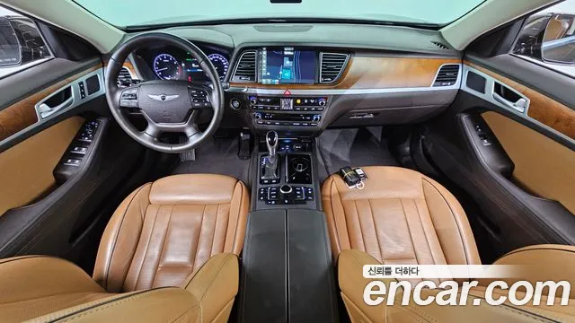Hyundai Genesis — интерьер