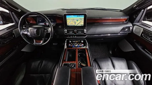 Lincoln Navigator — интерьер