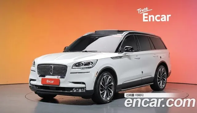 Lincoln Aviator