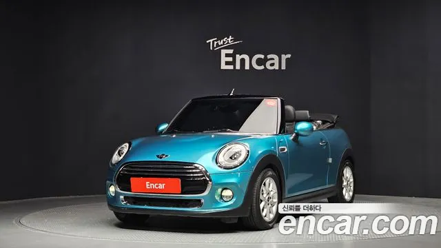 MINI Cooper Convertible