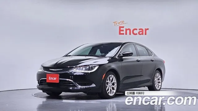 Chrysler 200