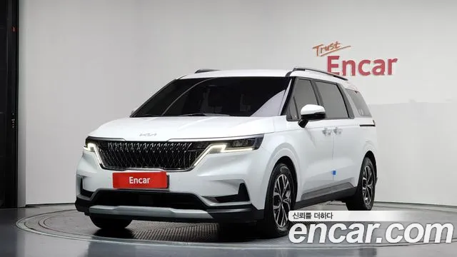 Kia Carnival — экстерьер
