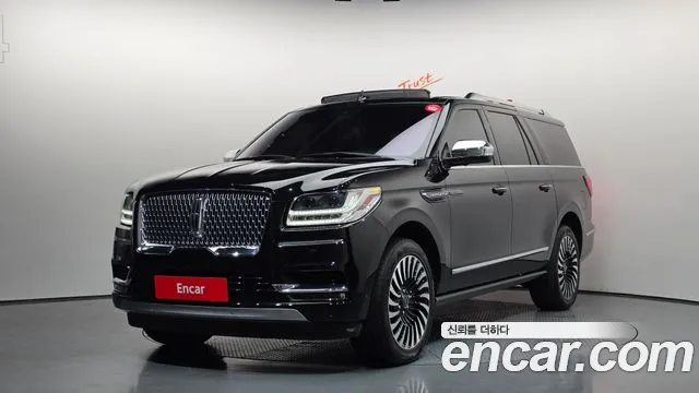 Lincoln Navigator