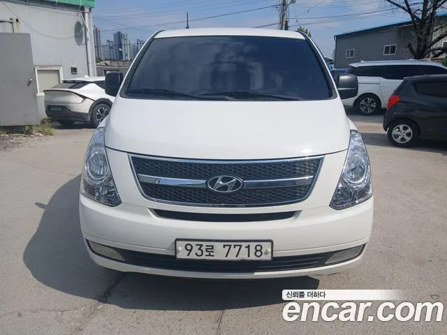 Hyundai Starex