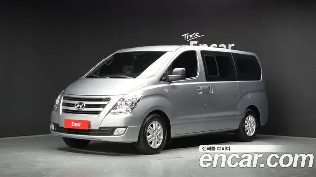 Hyundai Starex