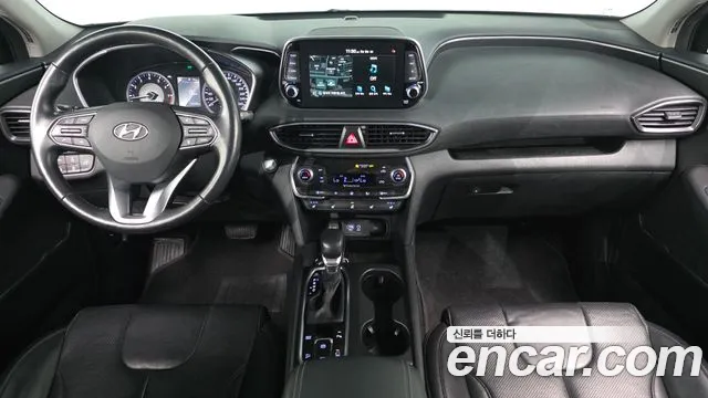 Hyundai Santa Fe — интерьер