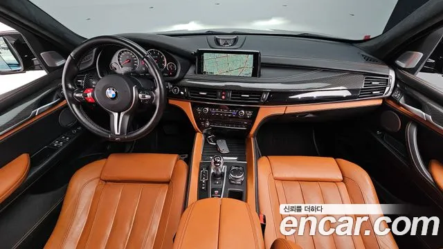 BMW X5M — интерьер
