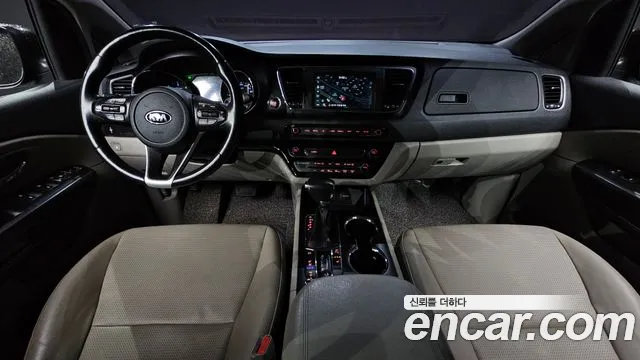Kia Carnival — интерьер