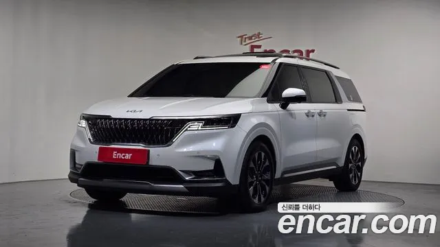 Kia Carnival — экстерьер