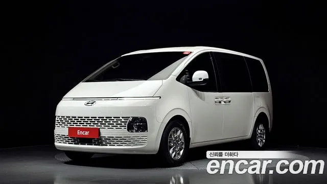 Hyundai Staria
