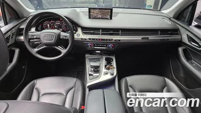 Audi Q7 — интерьер