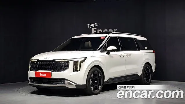 Kia Carnival — экстерьер