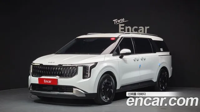 Kia Carnival — экстерьер