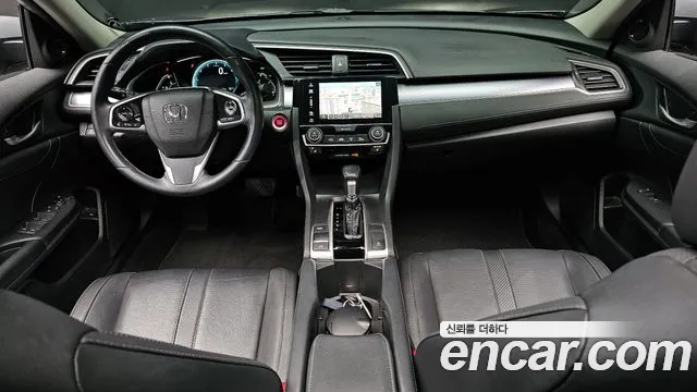 Honda Civic — интерьер