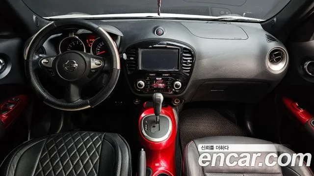 Nissan Juke — интерьер
