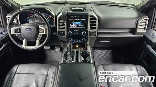Ford F-150 — интерьер