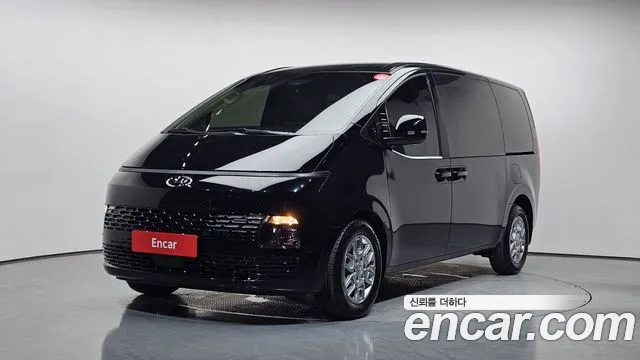 Hyundai Staria