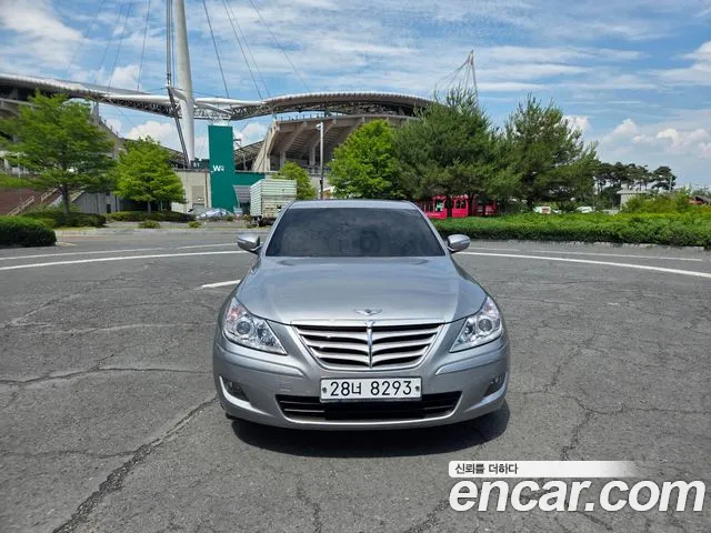 Hyundai Genesis