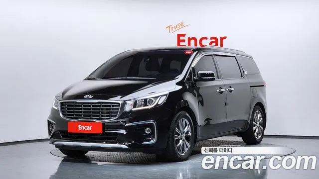 Kia Carnival — экстерьер