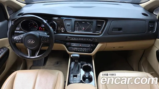 Kia Carnival — интерьер
