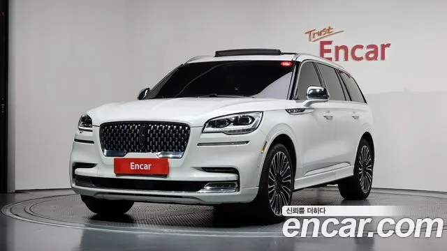 Lincoln Aviator