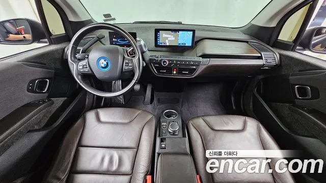 BMW i3 — интерьер