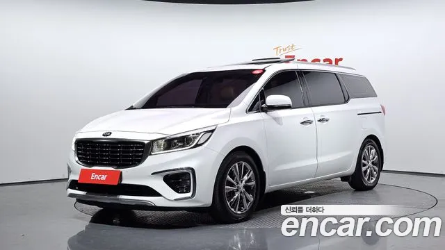 Kia Carnival — экстерьер