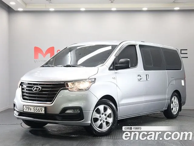 Hyundai Starex