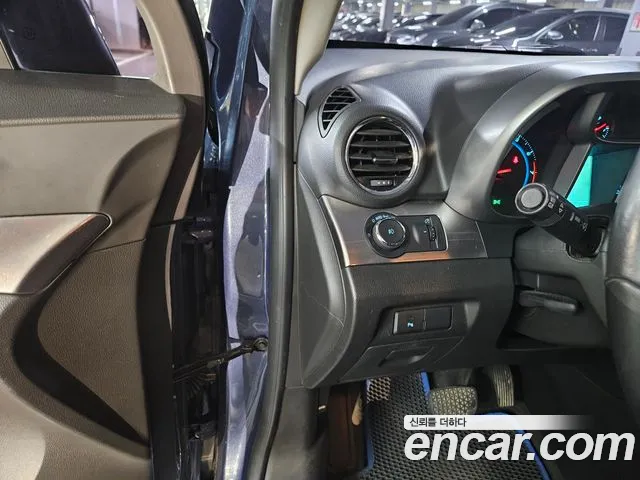 Chevrolet Korea Orlando — интерьер
