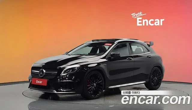 Mercedes-Benz GLA-класс