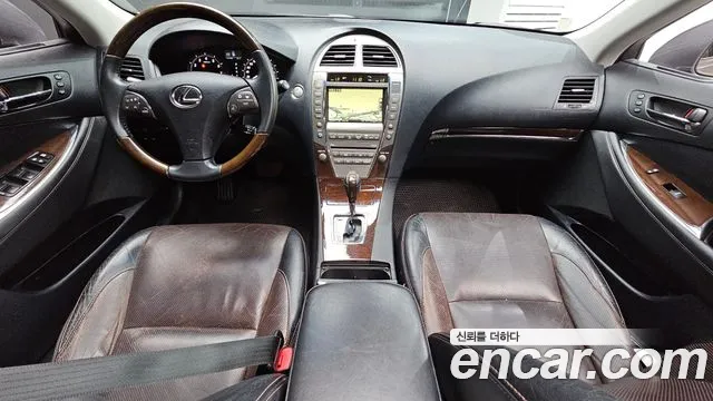 Lexus ES — интерьер