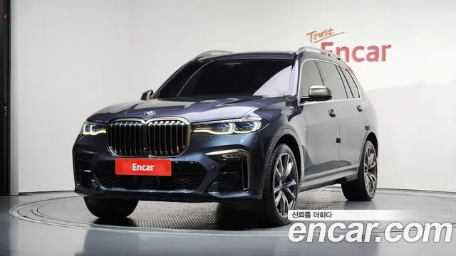 BMW X7