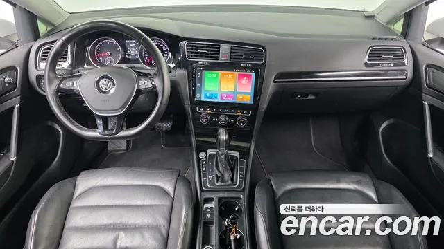 Volkswagen Golf — интерьер