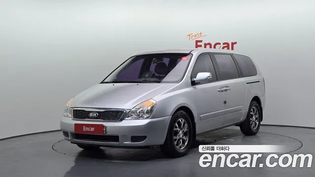Kia Carnival — экстерьер