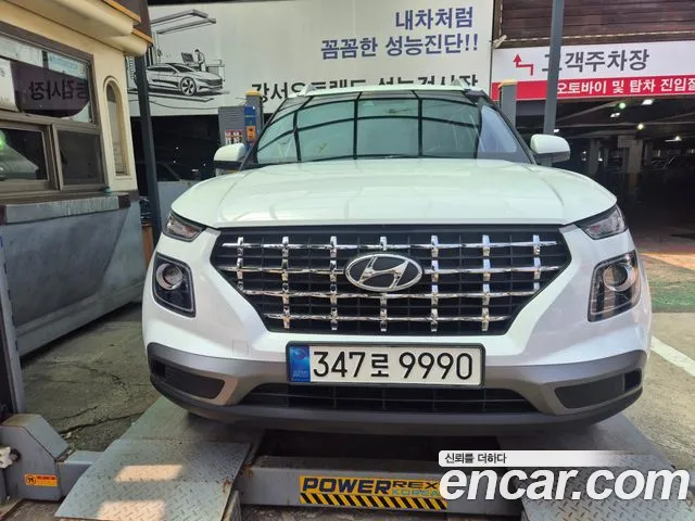Hyundai Venue