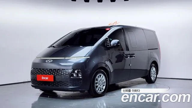 Hyundai Staria