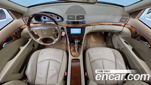 Mercedes-Benz E-класс — интерьер